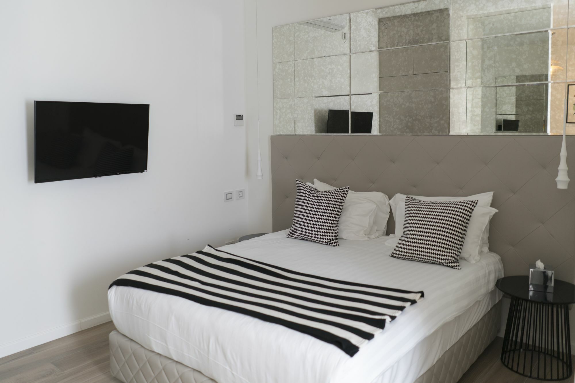 K Suites Tlv By The Beach Tel Aviv Exteriör bild