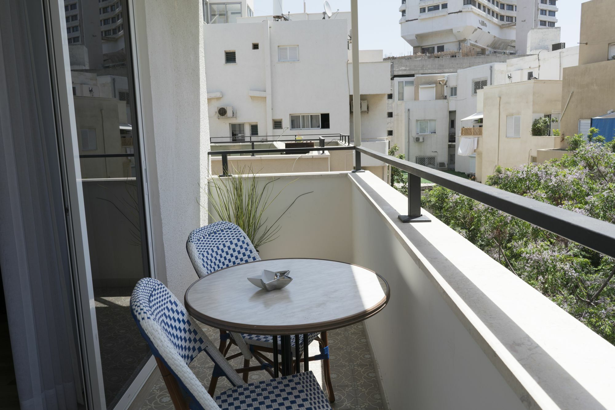 K Suites Tlv By The Beach Tel Aviv Exteriör bild